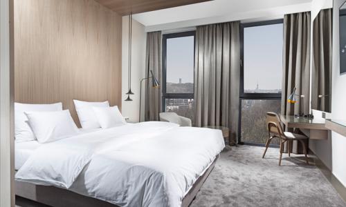 Praha luxusně u centra v Hotelu Golf Praha **** s privátním wellness, zábalem, snídaněmi a večeří