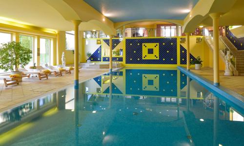 Praha luxusně v TOP HOTELU Praha **** s polopenzí a neomezeným wellness