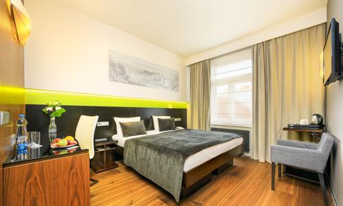 Praha přímo v centru luxusně: Hotel Ametyst **** se snídaněmi, welcome drinkem a saunou + dítě zdarma