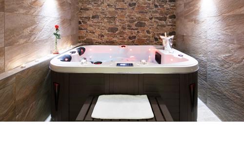 Privátní wellness na 60 nebo 120 minut pro 2 osoby