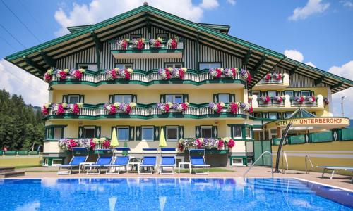 Rakouské Alpy: Léto v Hotelu Unterberghof **** s bazénem, slevovou kartou, tenisem a polopenzí + děti zdarma