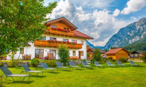 Rakousko v objetí hor: Hotel Landhaus Amadeus **** s wellness, SommerCard, půjčením kol a snídaní