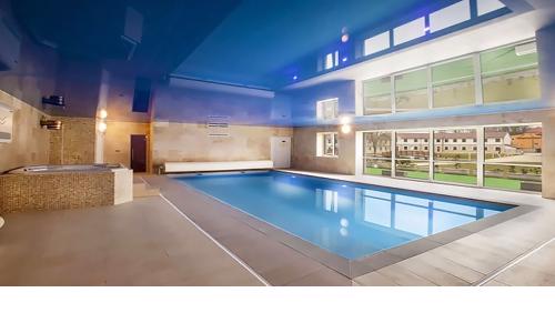 Relax u Křivoklátu pro 2 osoby s polopenzí a volným vstupem do wellness