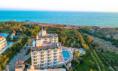Royal Atlantis Beach
