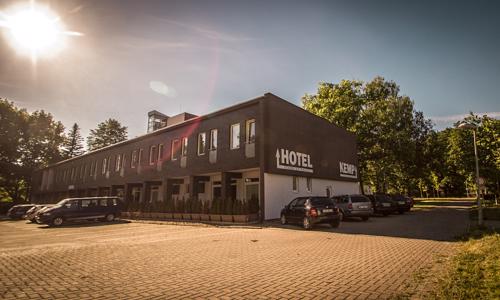 Střední Čechy: Hotel Sázavský ostrov s polopenzí a vstupenkami na památky nebo zapůjčením člunu a koloběžek