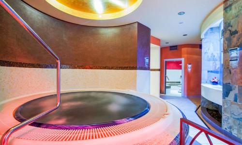 Trenčín: luxus v Hotelu Magnus **** s bohatým wellness a polopenzí
