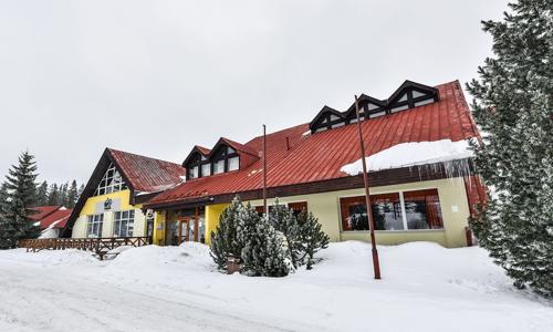 Vysoké Tatry: Hotel Rysy *** blízko skiareálu + polopenze, wellness a aquapark