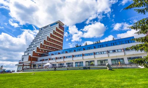 Vysoké Tatry u Štrbského Plesa v Hotelu Panorama **** s wellness, dětským světem a polopenzí + dítě zdarma