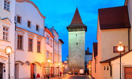 Znojmo v Hotelu U Divadla *** s polopenzí, welcome drinkem a slevou do termálů